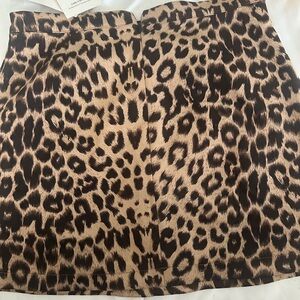 Zara cheetah print skirt. NWT never worn